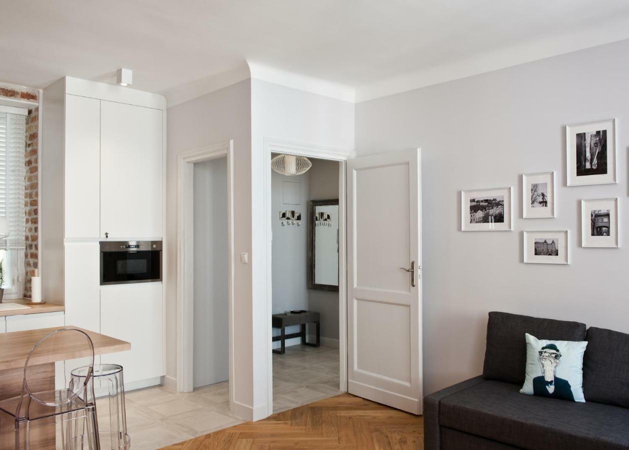 Red Brick Old Town Apartment Varsovia Exterior foto
